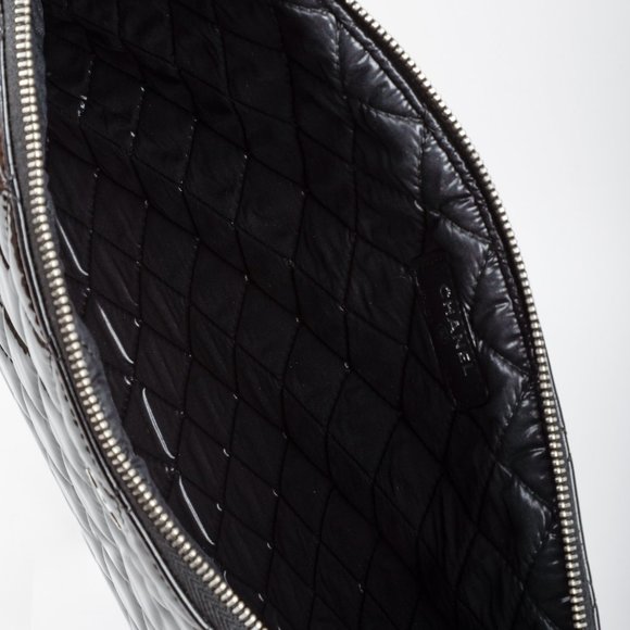 Chanel Quilted Black Patent Leather Large O Case - Picture 8 of 11